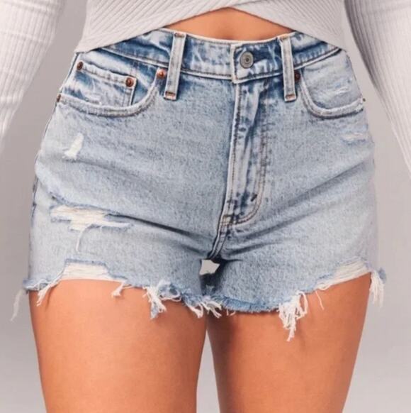 Abercrombie & Fitch Pants - ABERCROMBIE The Mom Short High Rise Light Wash Distressed 29
